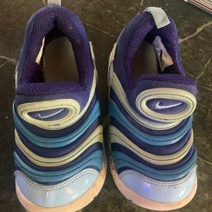 Nike size 10 kids shoes